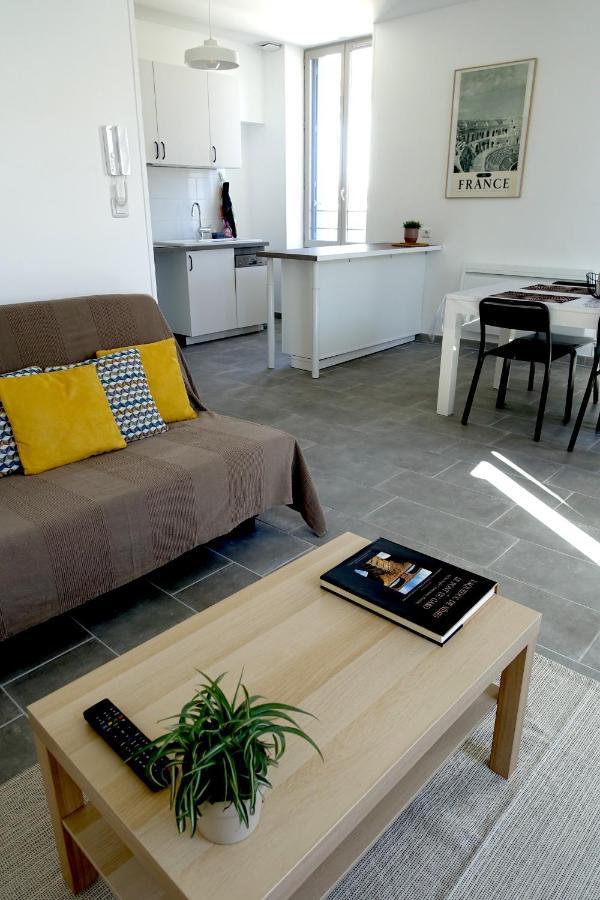 Maison Carree/Coeur Historique De Nimes - Superbe Appt 55M² Экстерьер фото