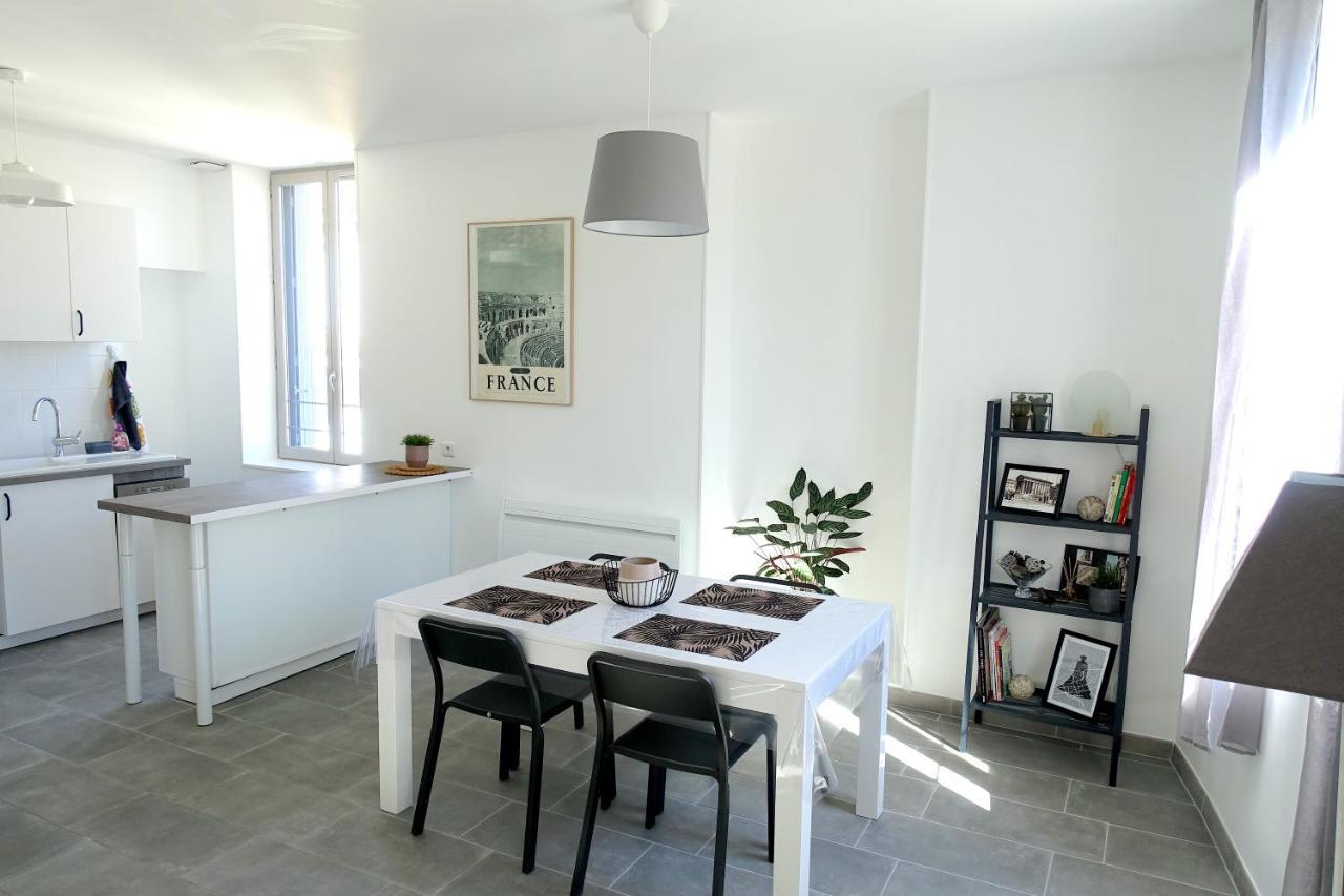 Maison Carree/Coeur Historique De Nimes - Superbe Appt 55M² Экстерьер фото