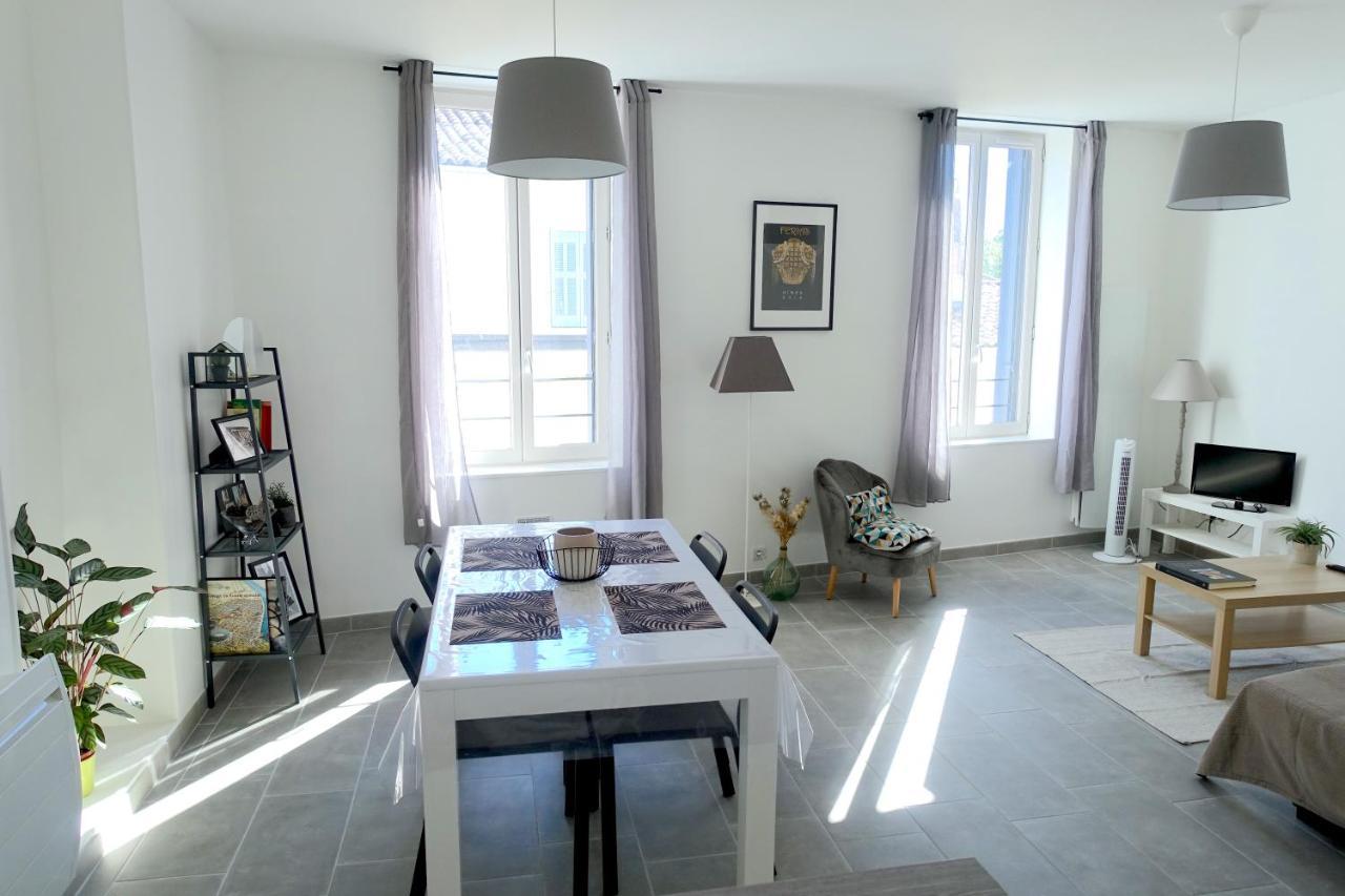 Maison Carree/Coeur Historique De Nimes - Superbe Appt 55M² Экстерьер фото