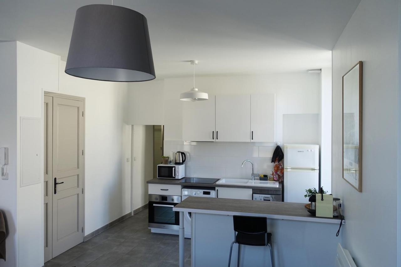 Maison Carree/Coeur Historique De Nimes - Superbe Appt 55M² Экстерьер фото